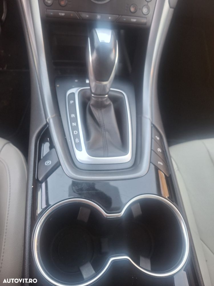 Ford Mondeo 2.0 TDCI PowerShift Titanium - 5