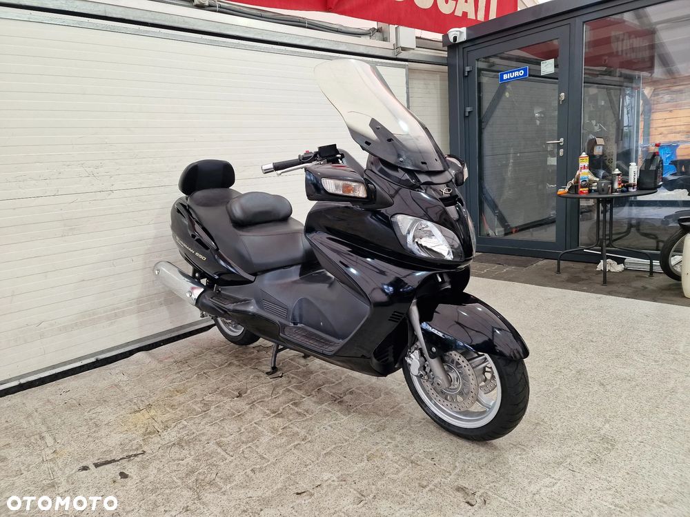 Suzuki Burgman - 4