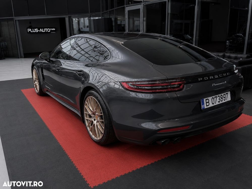 Porsche Panamera 4 - 4