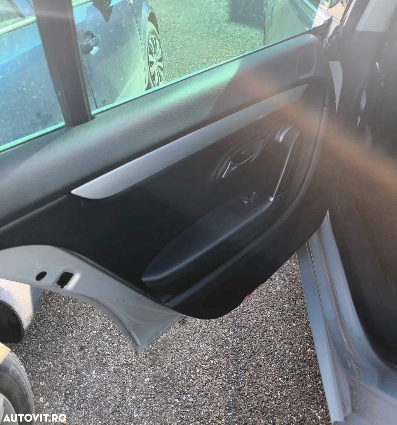 Volkswagen Passat - 15