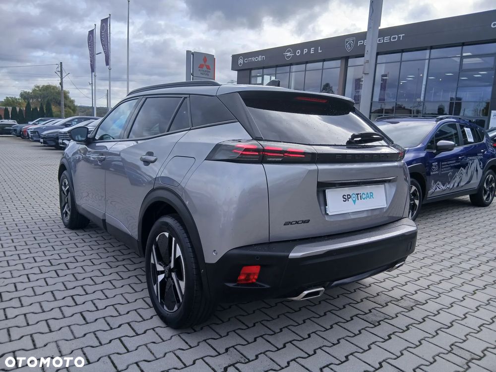 Peugeot 2008 1.2 PureTech Allure Pack S&S EAT8 - 4