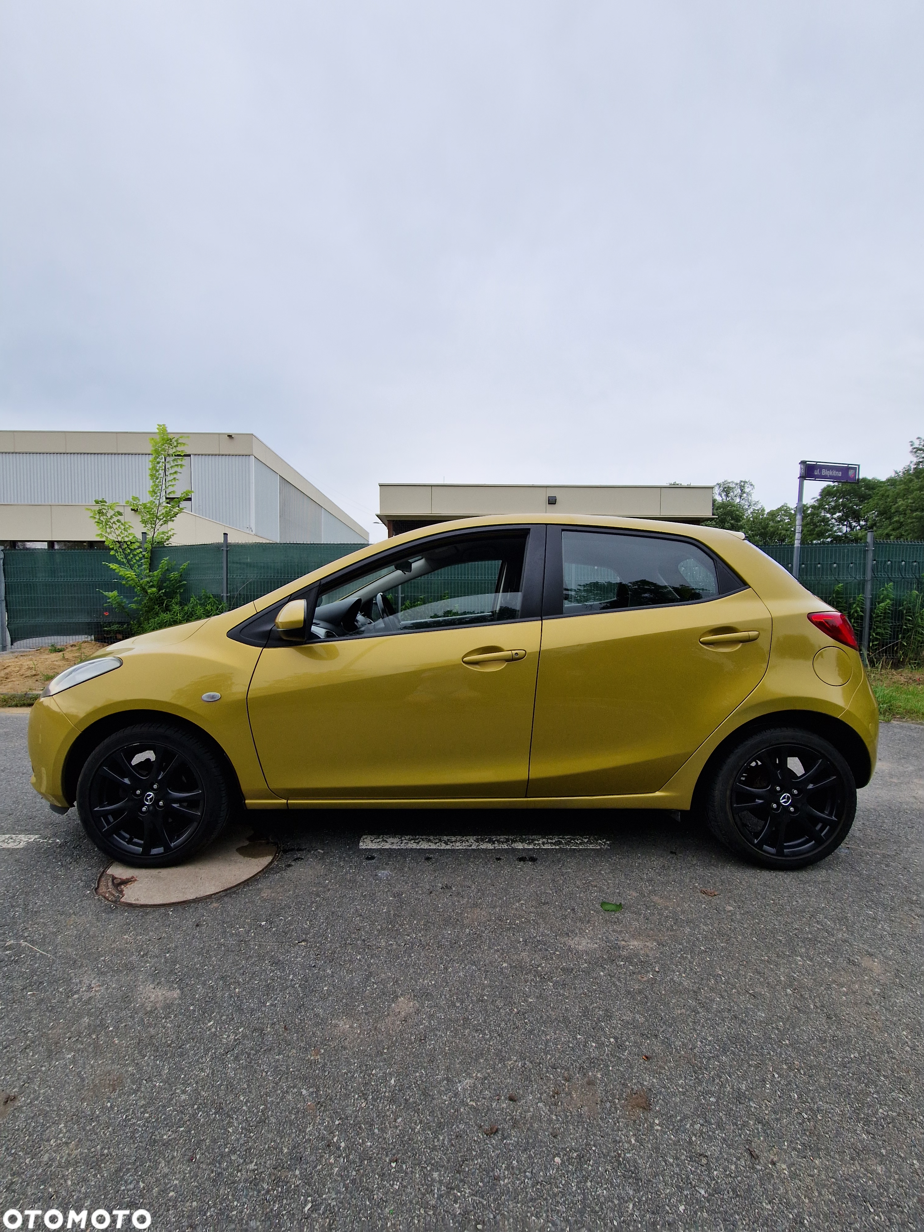 Mazda 2 1.3 Exclusive - 4