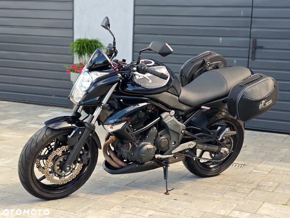 Kawasaki ER - 10