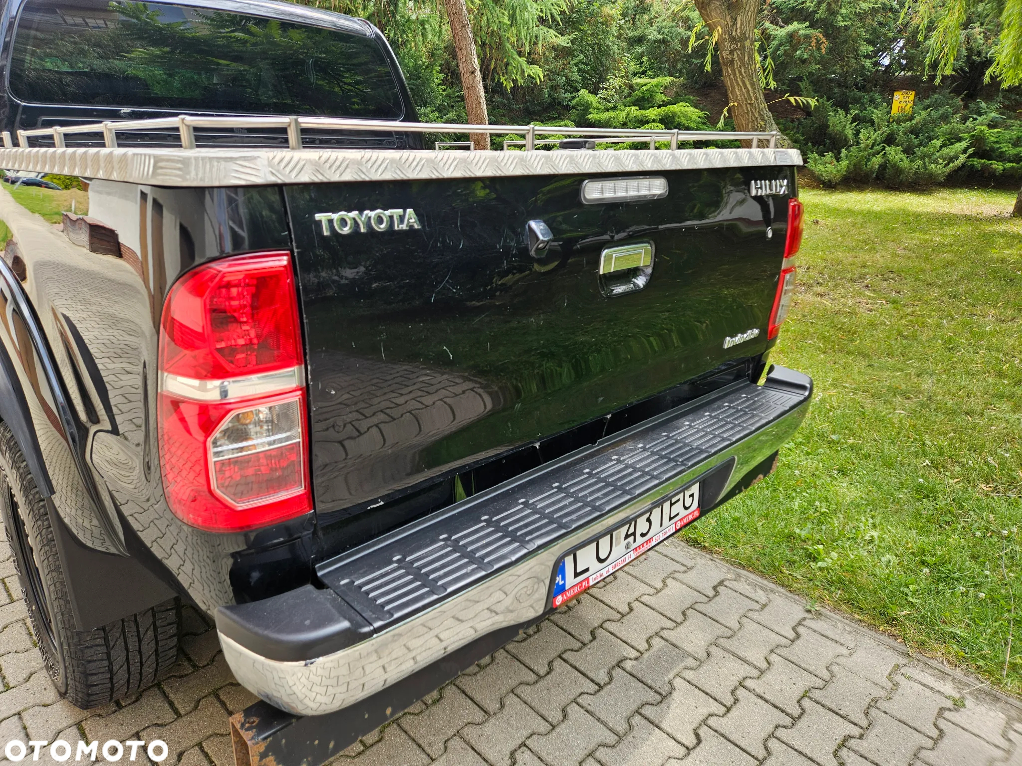 Toyota Hilux 3.0 D-4D Invincible - 4