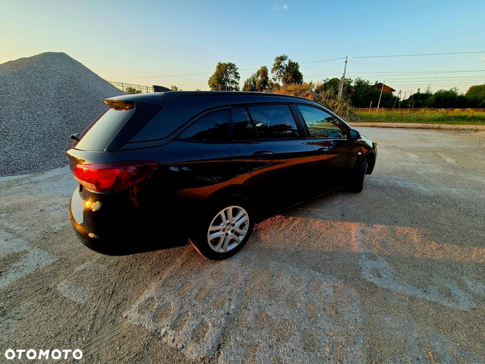 Opel Astra 1.6 CDTI DPF ecoFLEX TourerStart/Stop Exklusiv - 9