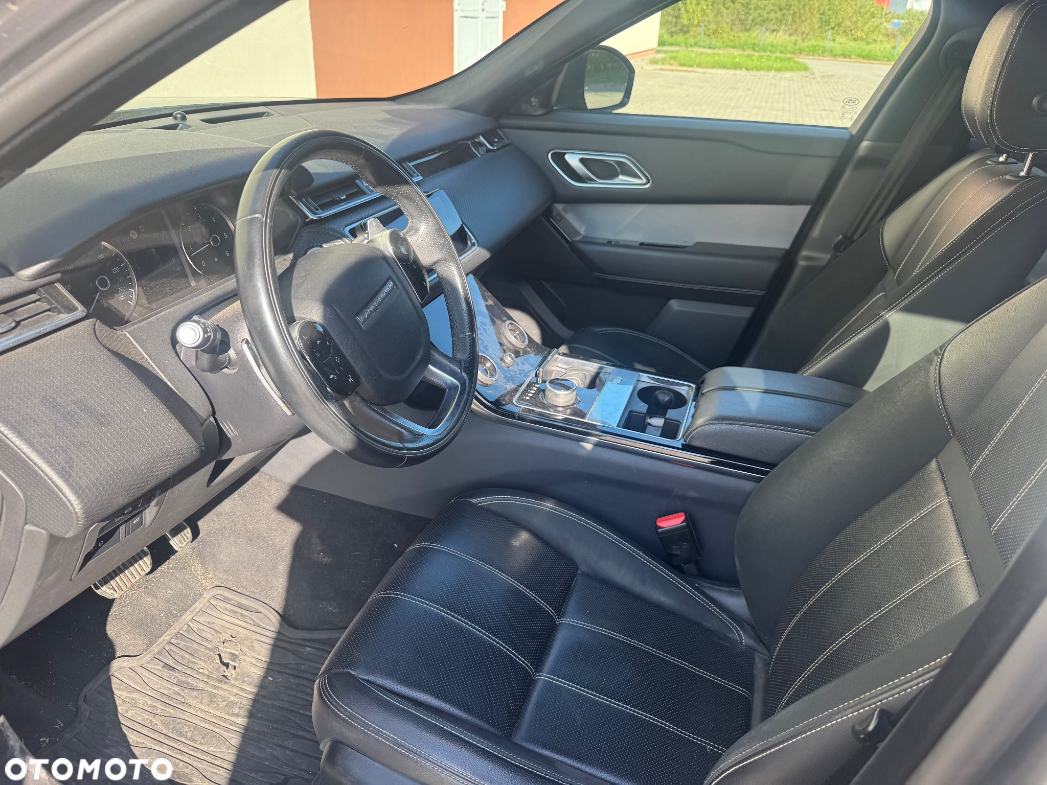 Land Rover Range Rover Velar 2.0 TD4 R-Dynamic S - 24
