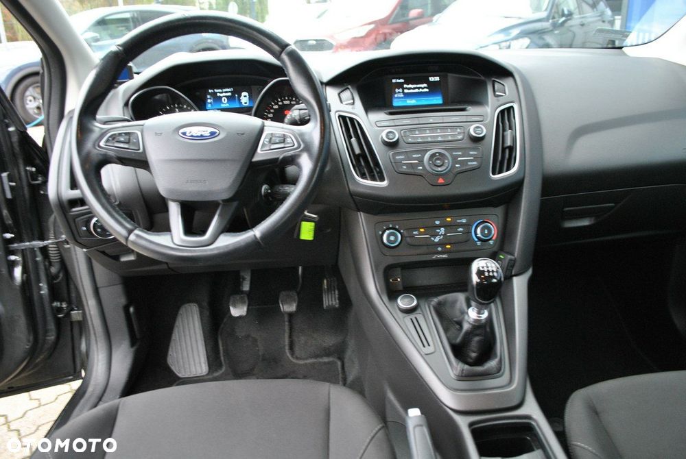 Ford Focus - 13