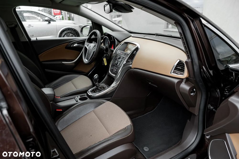 Opel Astra - 24