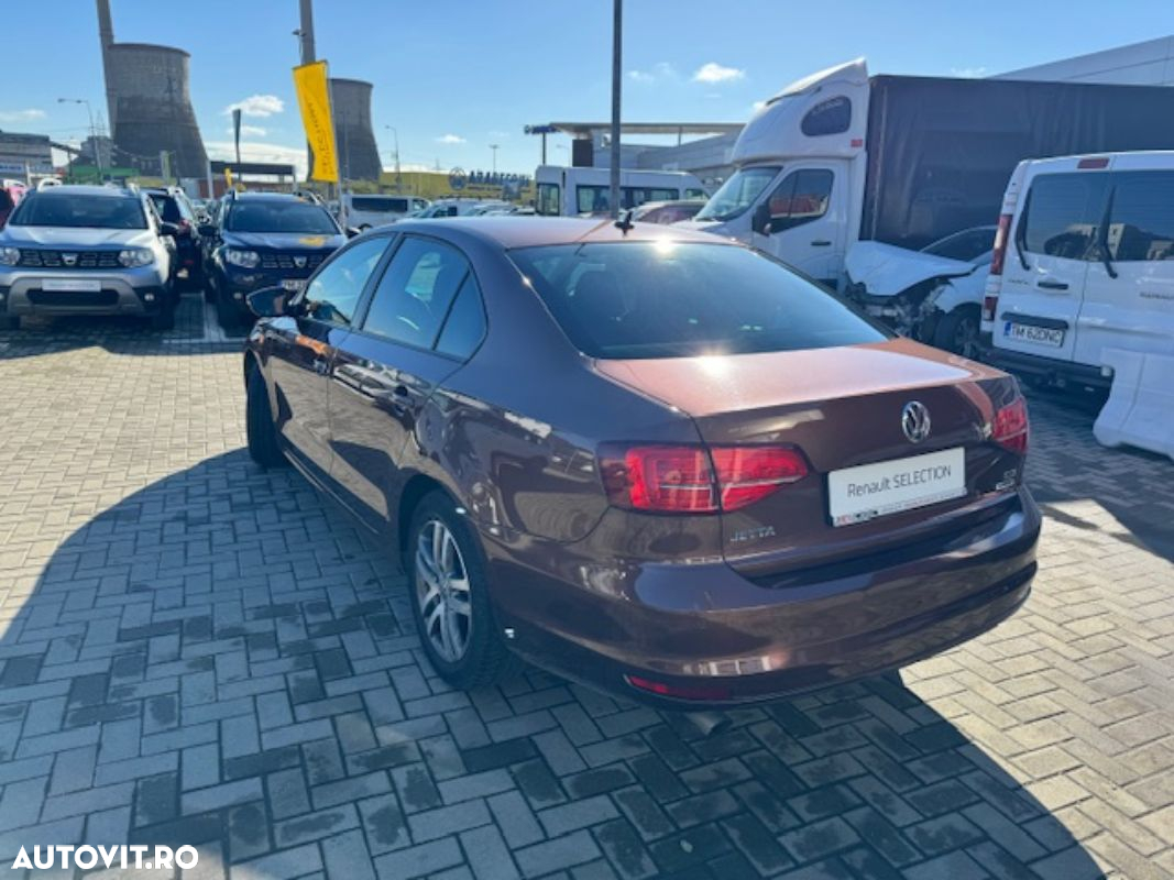 Volkswagen Jetta - 7