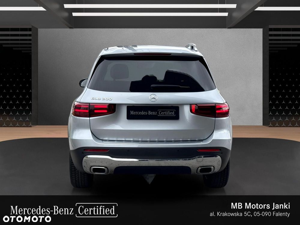 Mercedes-Benz GLB - 5