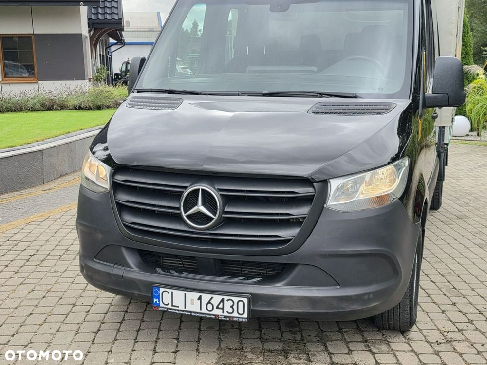 Mercedes-Benz Sprinter - 21