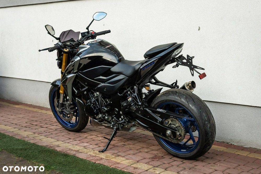 Suzuki GSX - 5