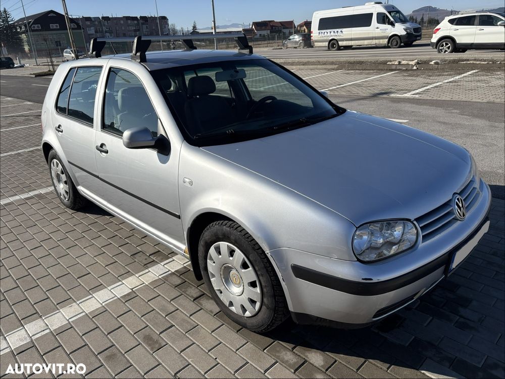 Volkswagen Golf CL - 1