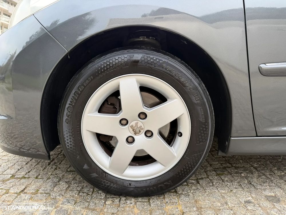 Peugeot 207 SW 1.4 Premium - 20