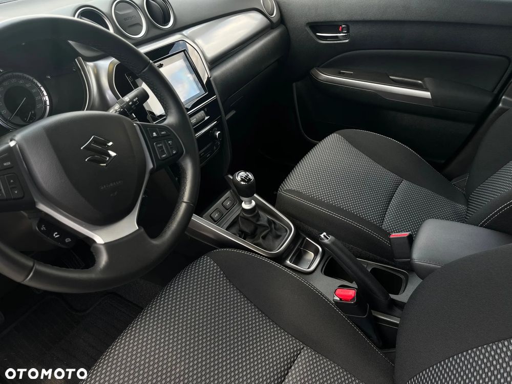 Suzuki Vitara 1.4 Boosterjet SHVS Premium 2WD - 8