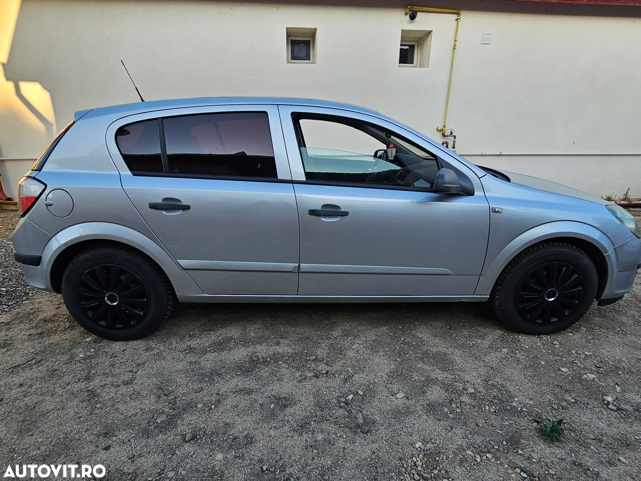 Opel Astra - 4