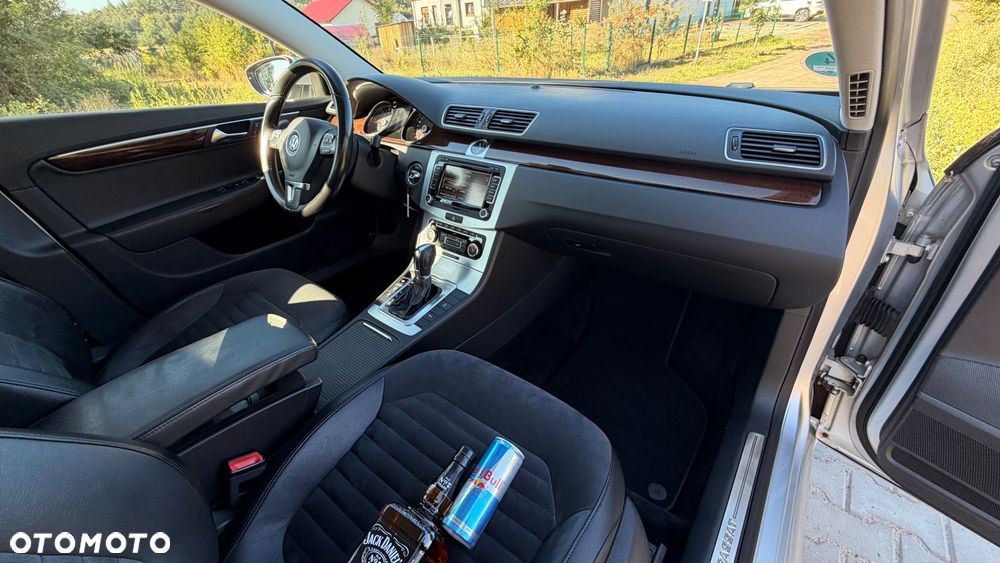 Volkswagen Passat Variant 2.0 TDI DPF Sportline DSG - 18