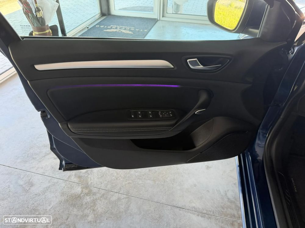 Renault Mégane BLUE dCi 115 INTENS - 4