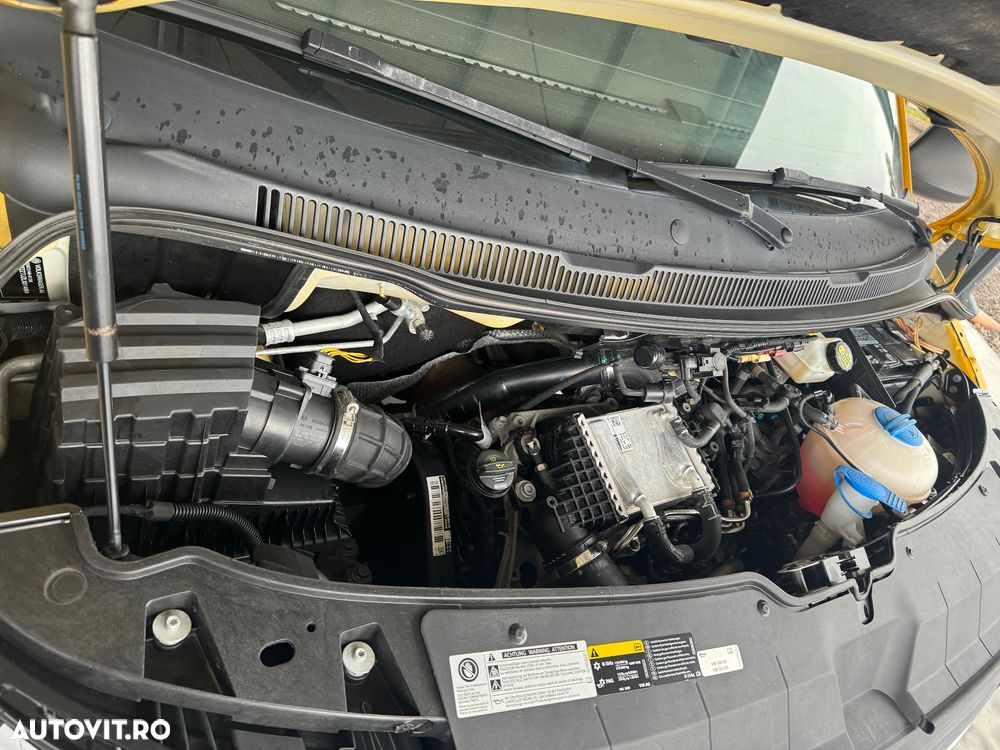 Volkswagen Transporter Doka T6.1 - 23