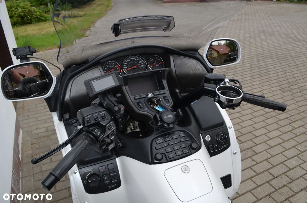 Honda GL - 23