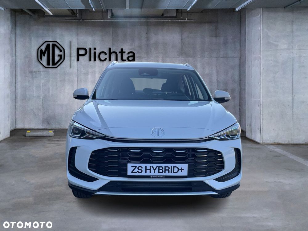 MG ZS Hybrid+ - 10