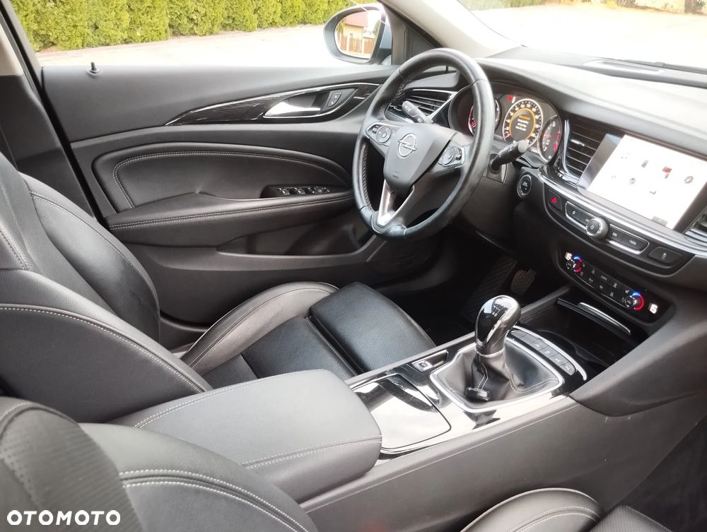 Opel Insignia 2.0 CDTI Executive S&S - 20