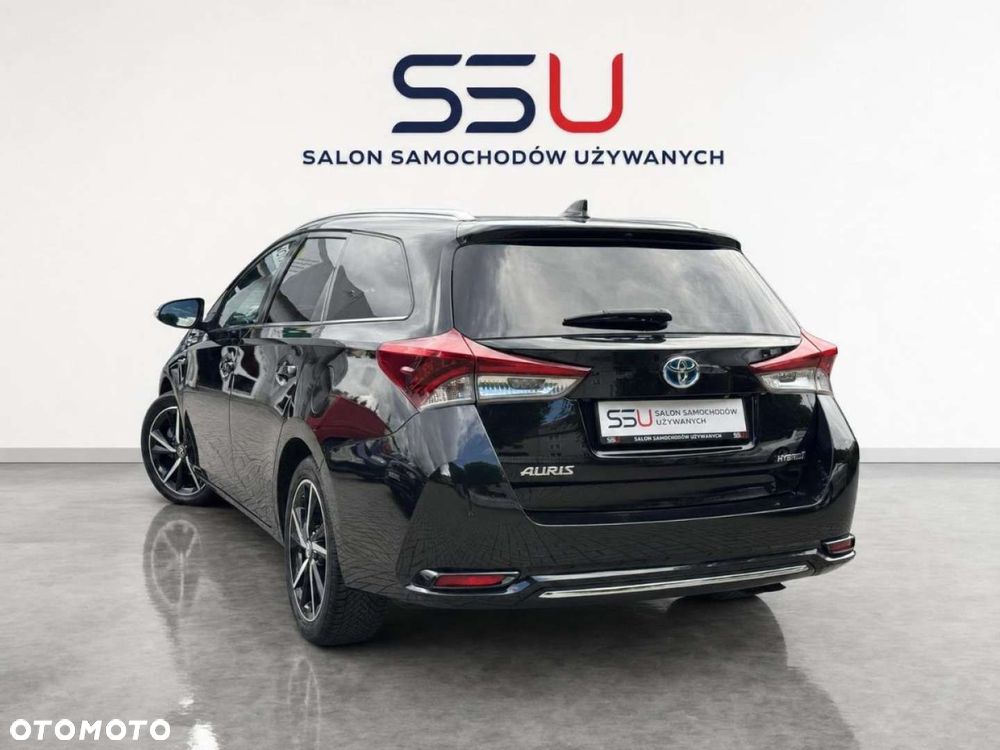 Toyota Auris Hybrid 135 Prestige - 4