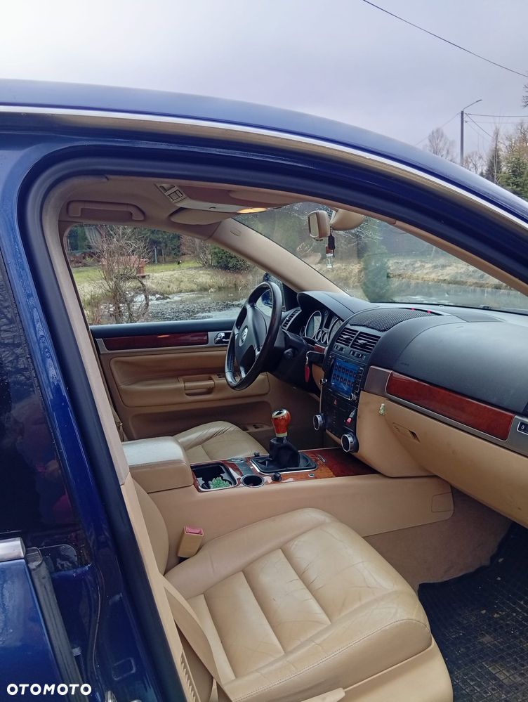 Volkswagen Touareg 2.5 R5 TDI - 3