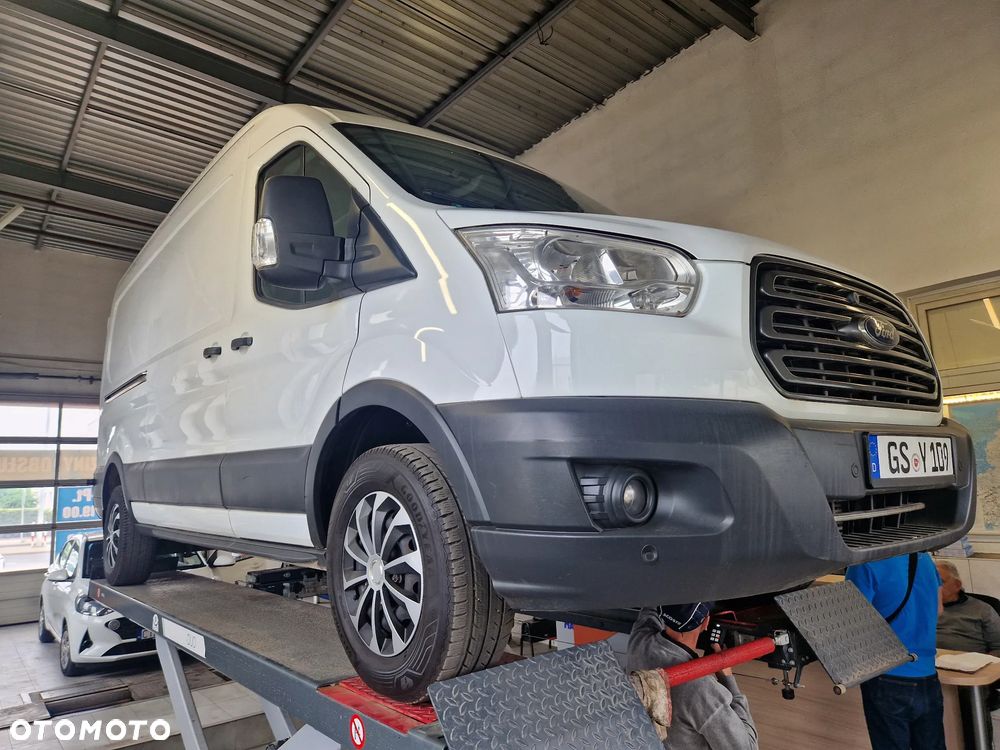 Ford Transit - 17