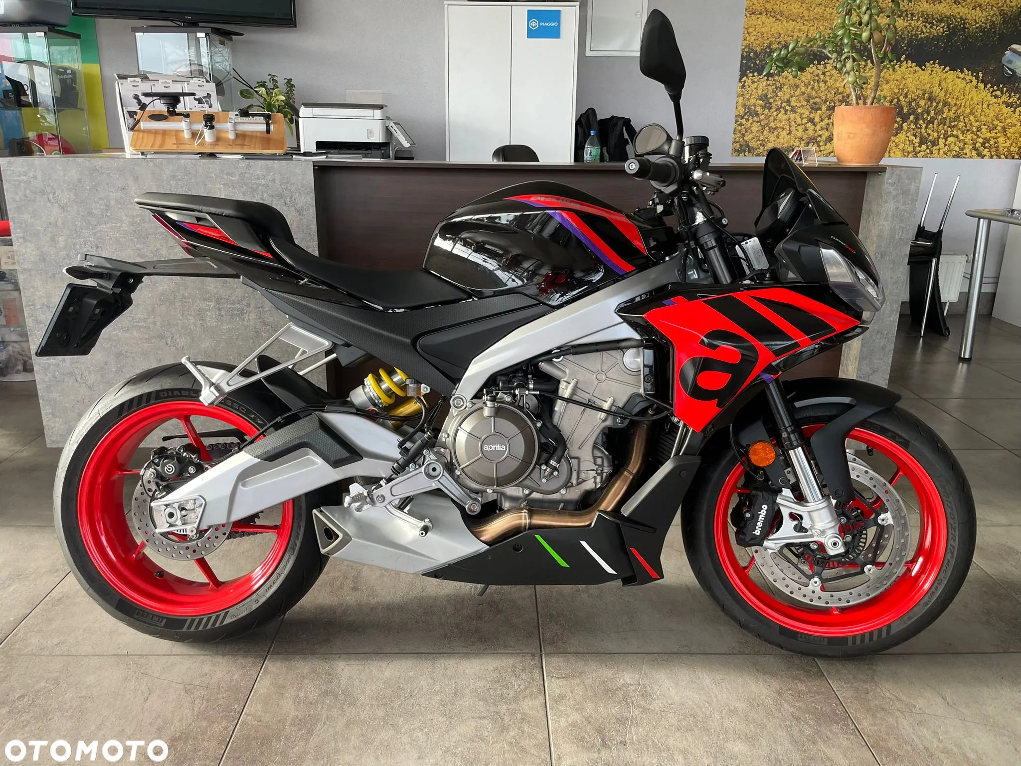 Aprilia Tuono - 2