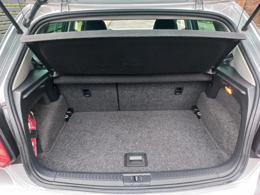 Volkswagen Polo 1.4 DSG Team - 15