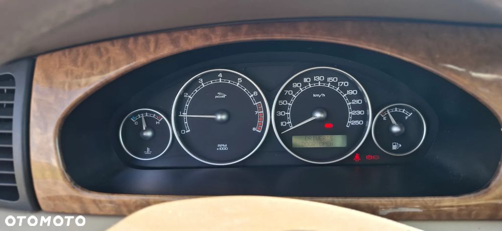 Jaguar X-Type 2.5 Sport - 17