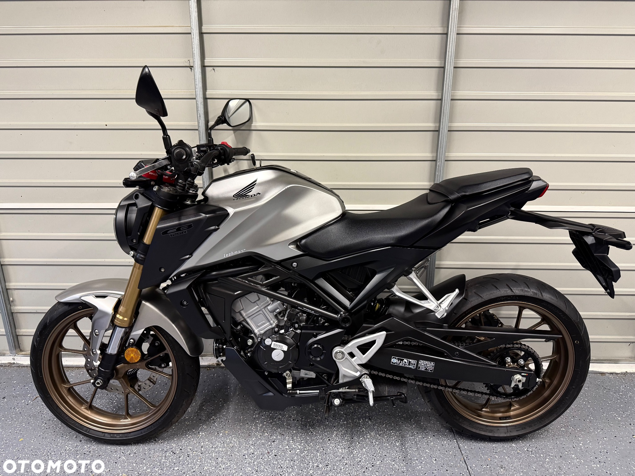 Honda CB - 9