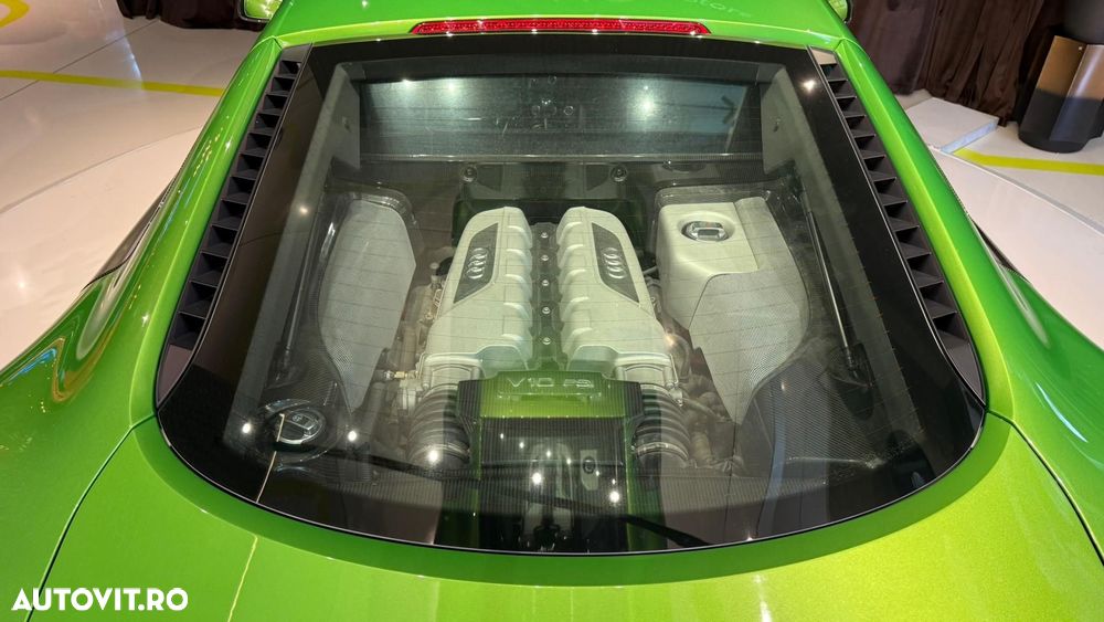 Audi R8 5.2 FSI Quattro R-Tronic - 8