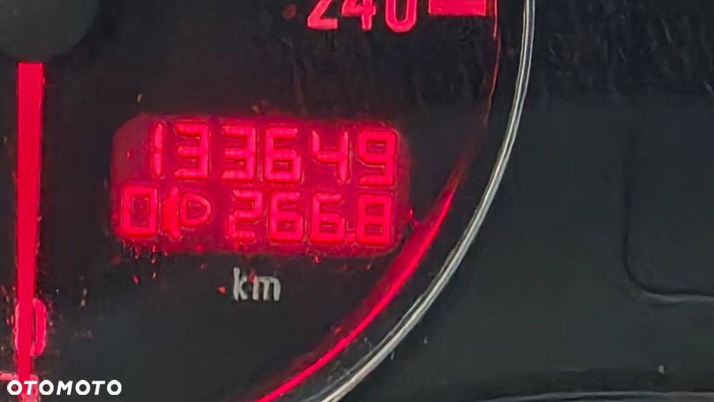 Alfa Romeo 147 - 18