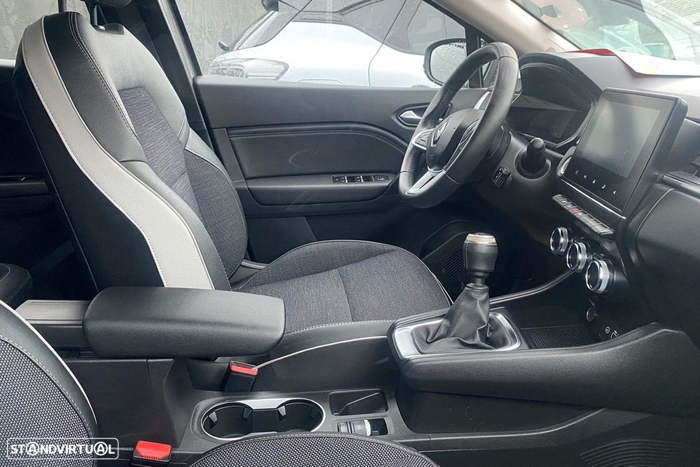 Renault Captur 1.0 TCe Techno Bi-Fuel - 6