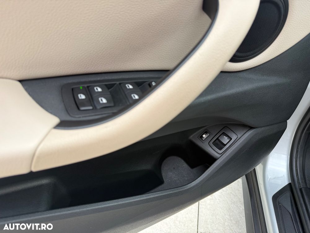BMW X1 xDrive25e xLine - 17