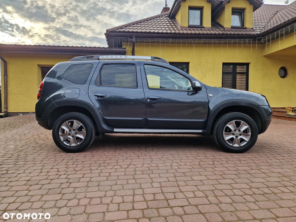 Dacia Duster 1.2 TCe Celebration 4x4 S&S EU6 - 4