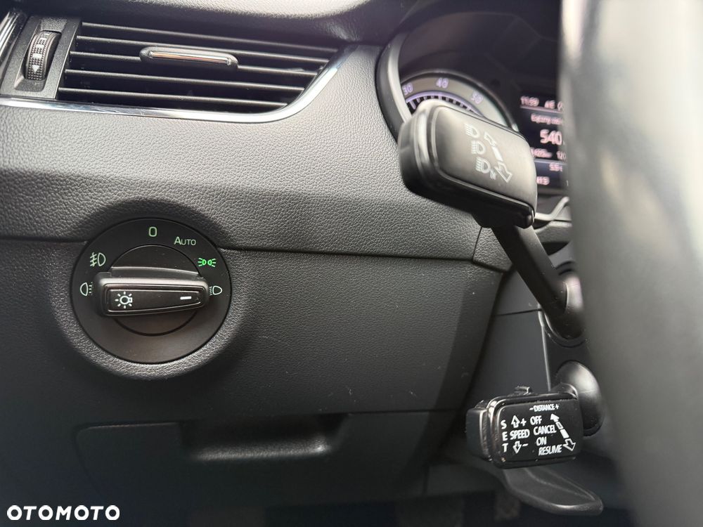 Skoda Octavia 1.5 TSI G-TEC DSG Ambition - 21