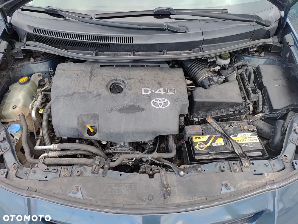 Toyota Auris 2.0 D-4D - 25
