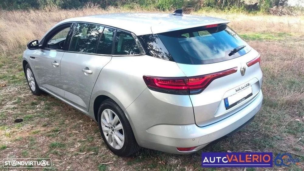 Renault Mégane Sport Tourer 1.5 Blue dCi Equilibre EDC - 4