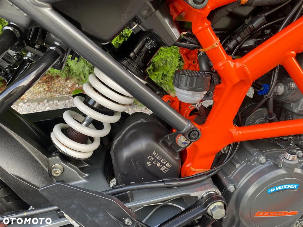 KTM Duke 125 - 13