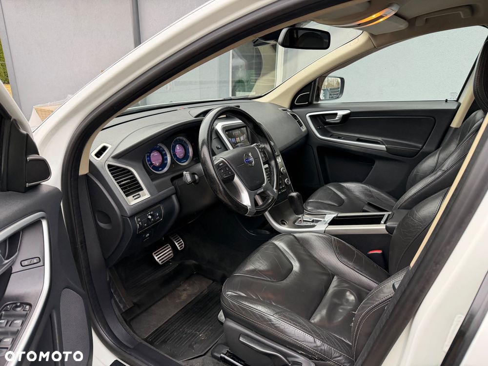 Volvo XC 60 D3 R Design - 7