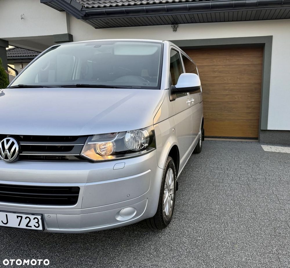 Volkswagen Multivan - 2