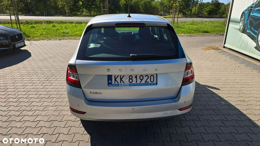 Skoda Fabia - 7