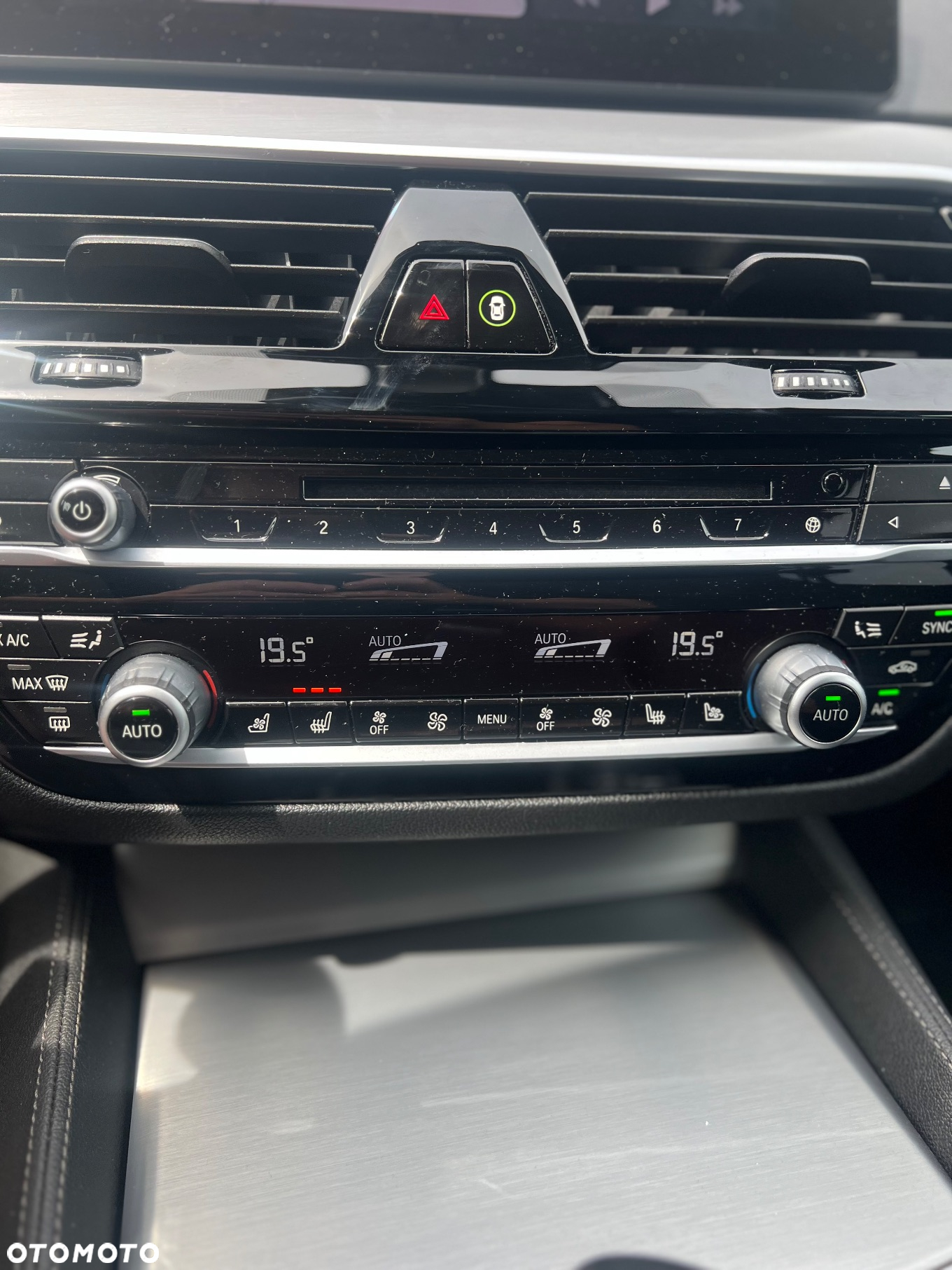 BMW Seria 5 520d M Sport - 23