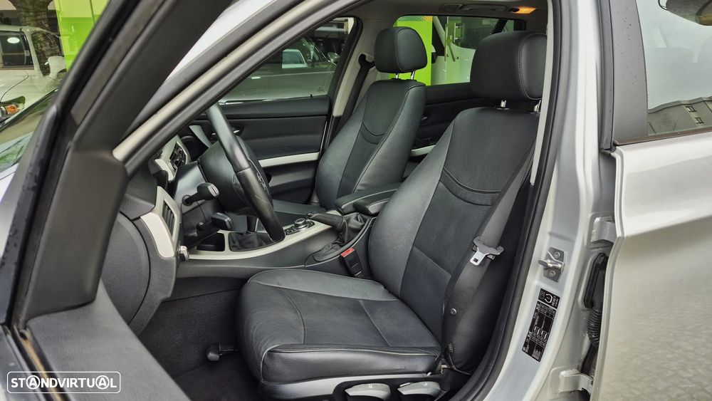 BMW 320 d Navigation - 14