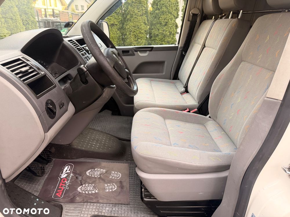 Volkswagen Transporter - 21