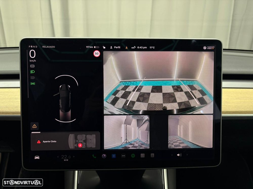 Tesla Model 3 Long-Range Dual Motor AWD - 11
