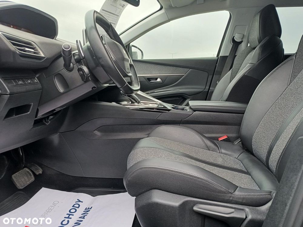 Peugeot 5008 1.6 PureTech Allure S&S EAT8 - 14